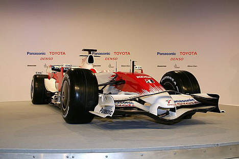 Her den så - bilen som skal bringe Toyota frem i Formel 1